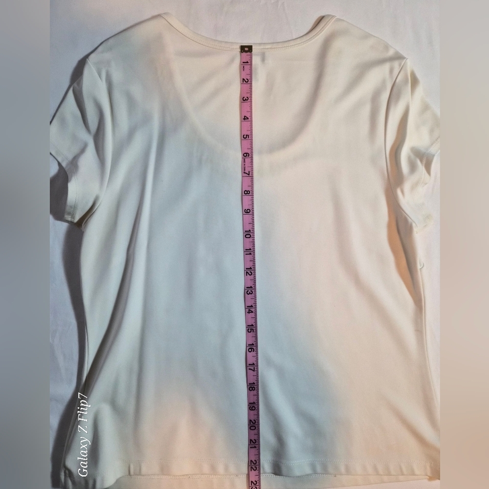 ​Talbots Petites White Beaded Neckline Short Sleeve Top Size LP - Picture 7 of 9